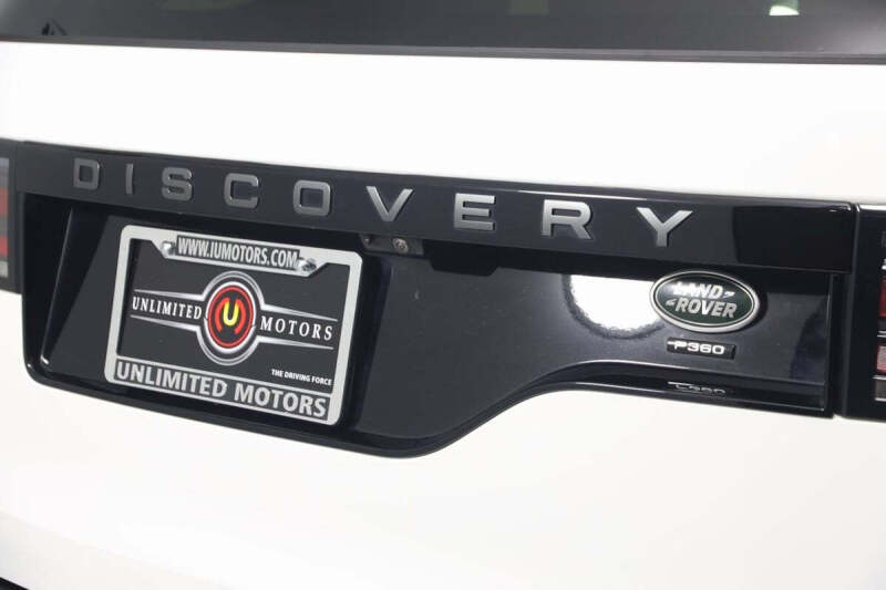 2023 Land Rover Discovery P360 S R-Dynamic