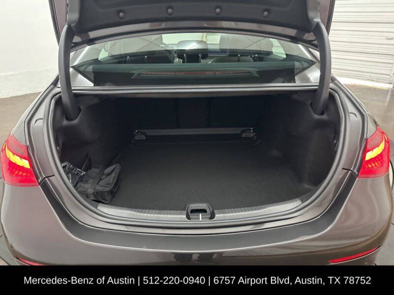 2025 Mercedes-Benz C-Class C 300