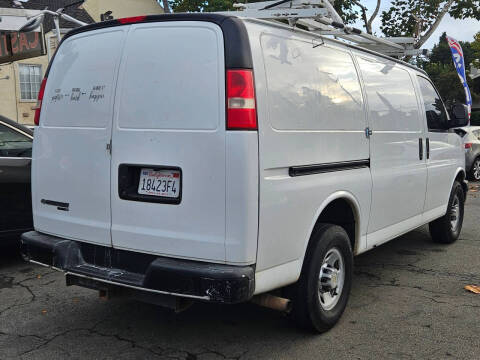 2013 Chevrolet Express 2500