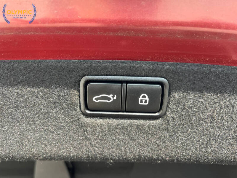 2015 Hyundai Genesis