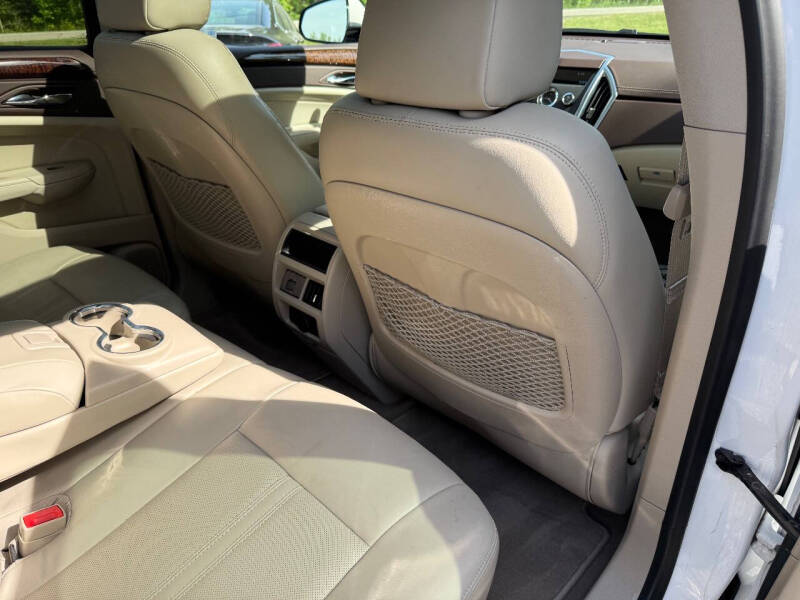2011 Cadillac SRX Luxury Collection