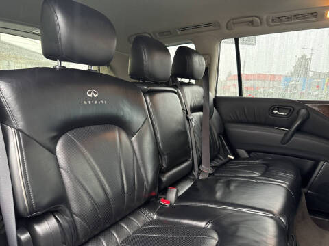 2011 Infiniti QX56