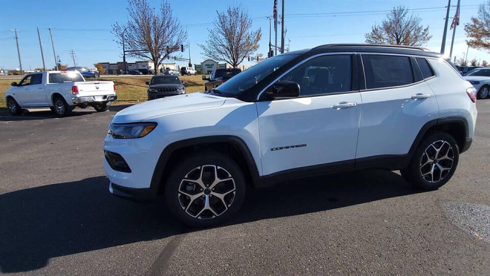 2025 Jeep Compass for sale at Victoria Auto Sales in Victoria, MN