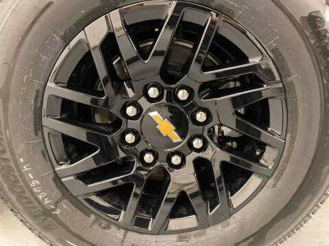 2025 Chevrolet Silverado EV LT