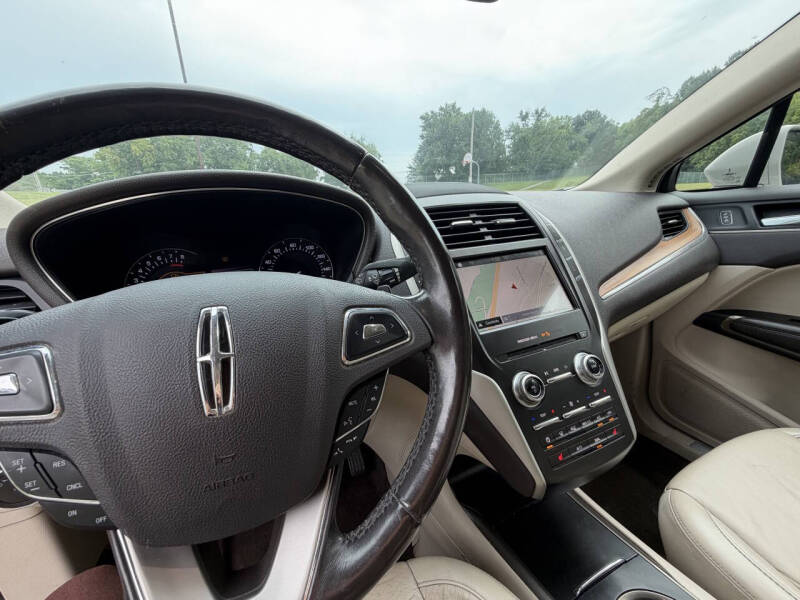 2019 Lincoln MKC Select