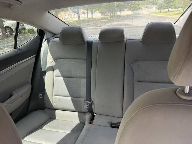 2018 Hyundai Elantra