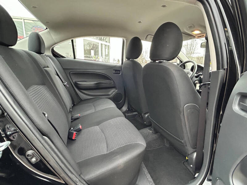 2024 Mitsubishi Mirage G4 ES