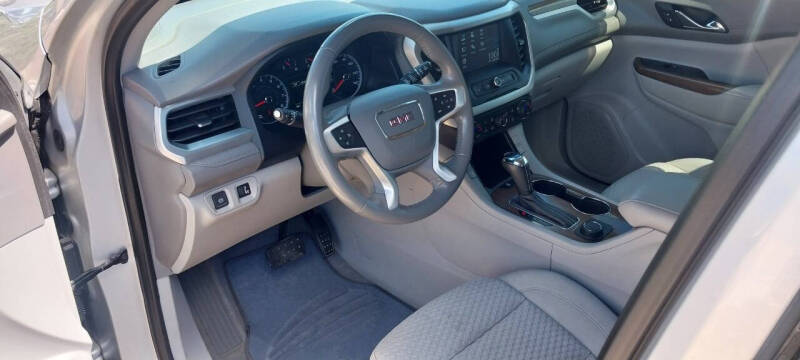 2019 GMC Acadia SLE-2