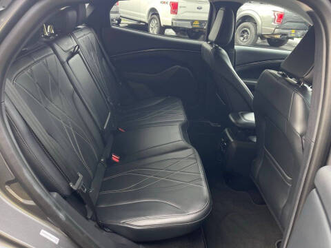 2023 Ford Mustang Mach-E Select