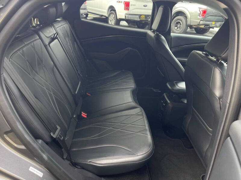 2023 Ford Mustang Mach-E Select