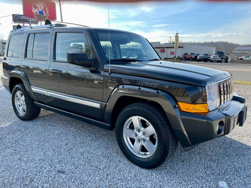 2006 Jeep Commander for sale at Easter Brothers Preowned Autos in Vienna WV