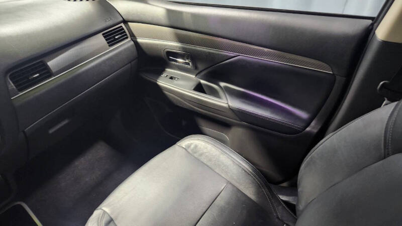 2020 Mitsubishi Outlander SEL