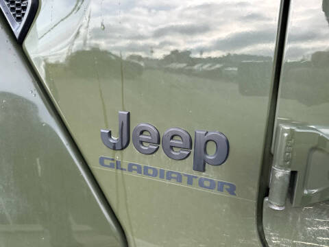 2021 Jeep Gladiator Overland