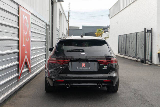 2018 Jaguar XF Sportbrake 43