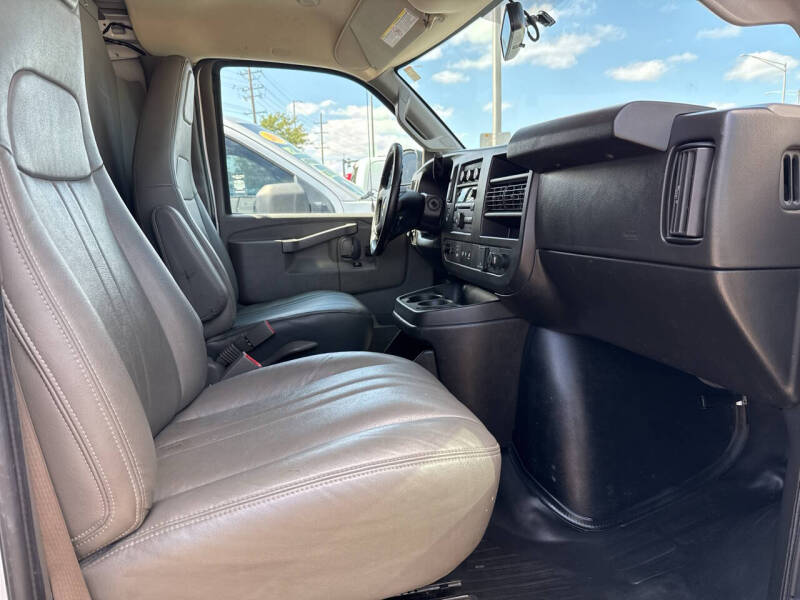 2020 Chevrolet Express 2500