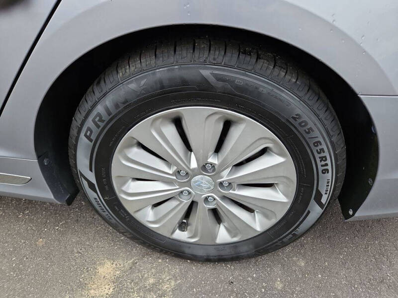 2016 Hyundai Sonata Hybrid SE