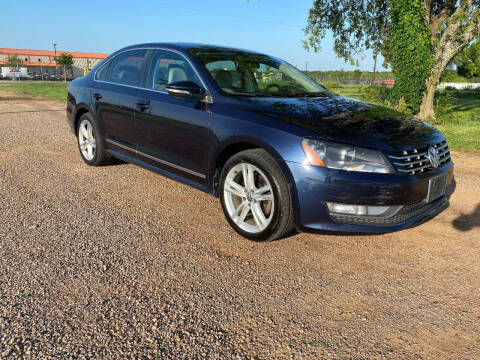 2012 Volkswagen Passat for sale at CAVENDER MOTORS in Van Alstyne TX