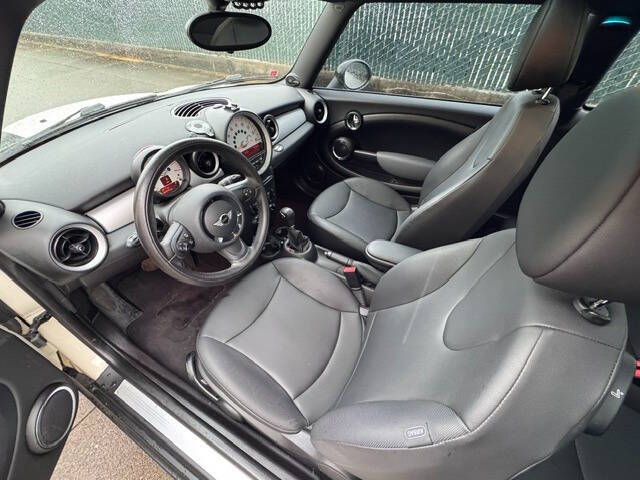 2011 MINI Cooper