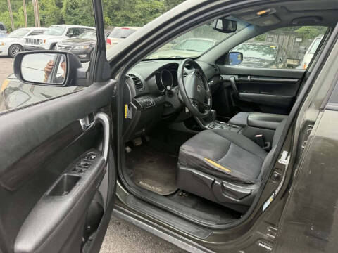 2011 Kia Sorento LX