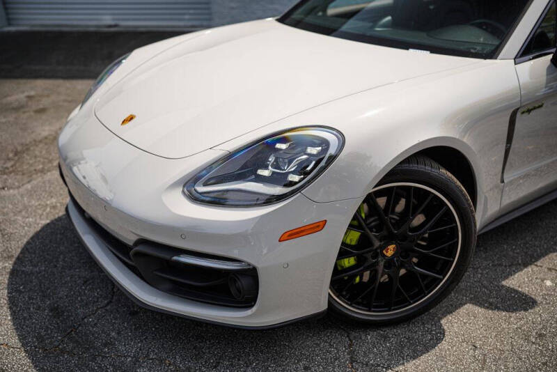 2023 Porsche Panamera