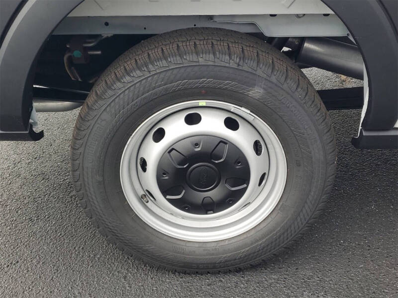 2025 Ford Transit 250