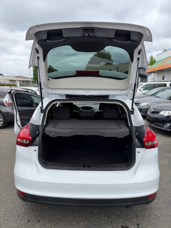 2017 Ford Focus SE