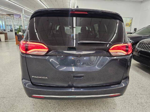2020 Chrysler Pacifica Touring