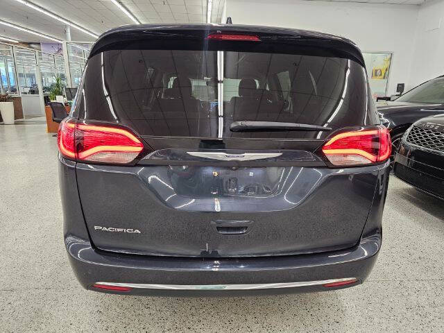 2020 Chrysler Pacifica Touring