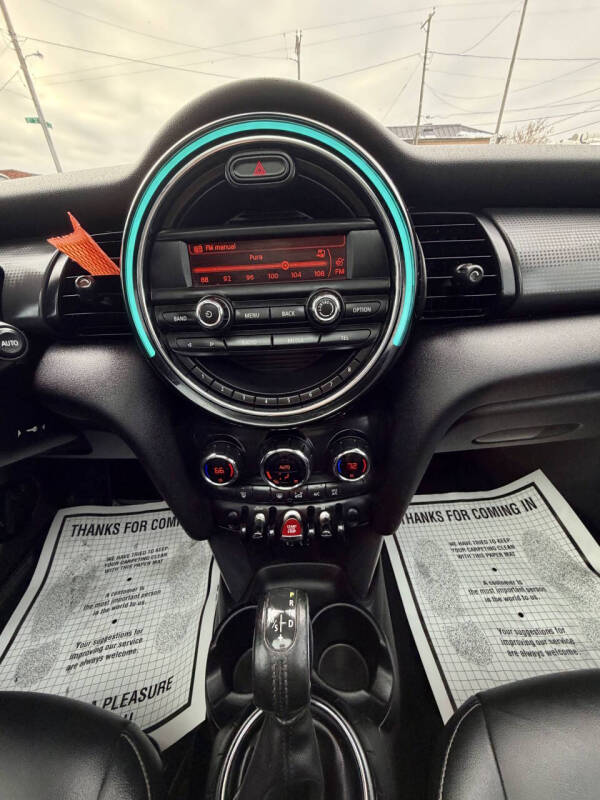 2016 MINI Hardtop 4 Door Cooper