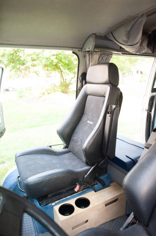 1987 Volkswagen Vanagon Camper