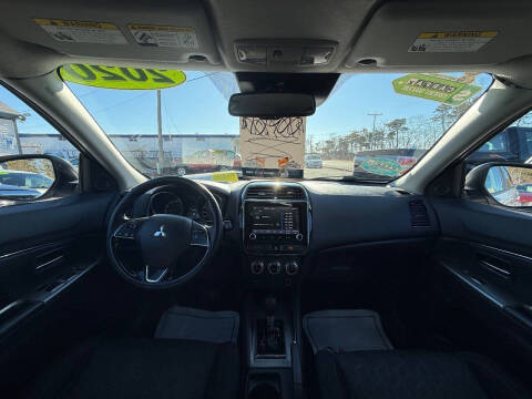 2020 Mitsubishi Outlander Sport SE