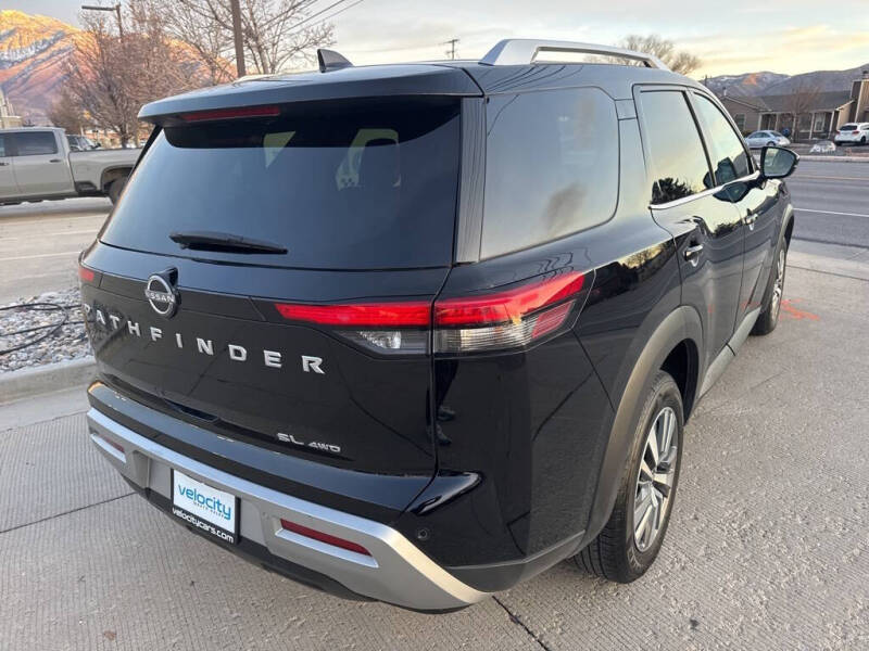 2025 Nissan Pathfinder SL