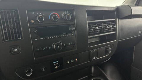 2023 Chevrolet Express 2500