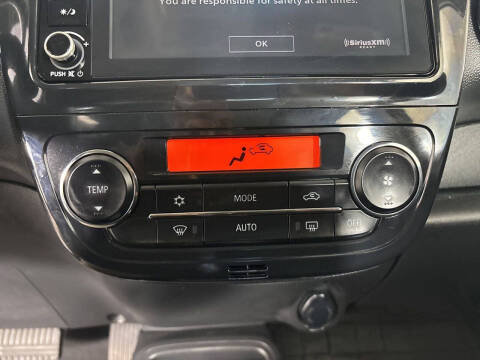 2024 Mitsubishi Mirage G4 ES