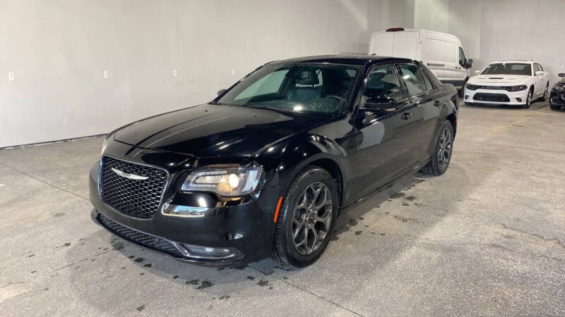 2018 Chrysler 300 S
