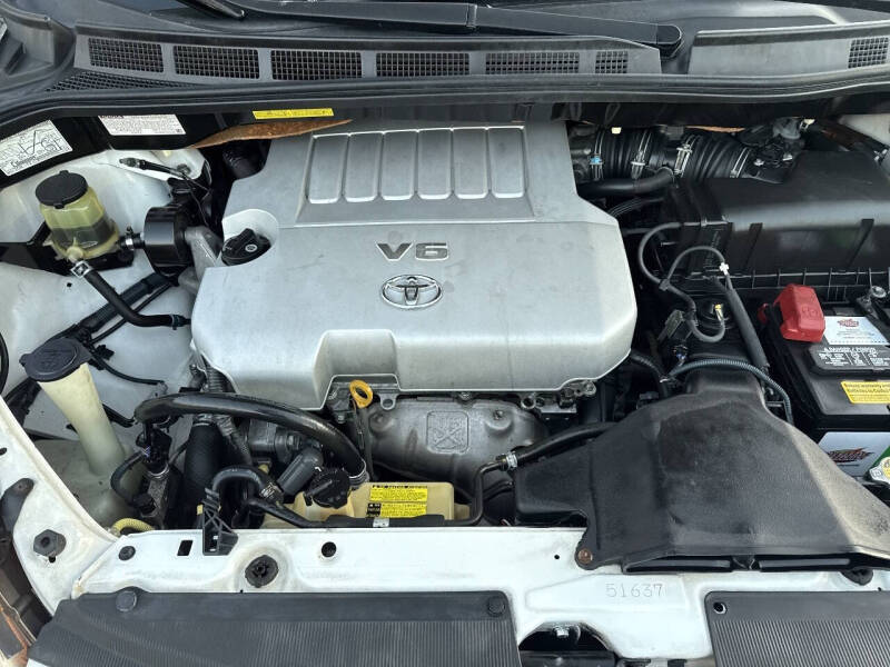 2008 Toyota Sienna CE 8-Passenger