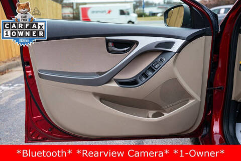 2015 Hyundai Elantra SE