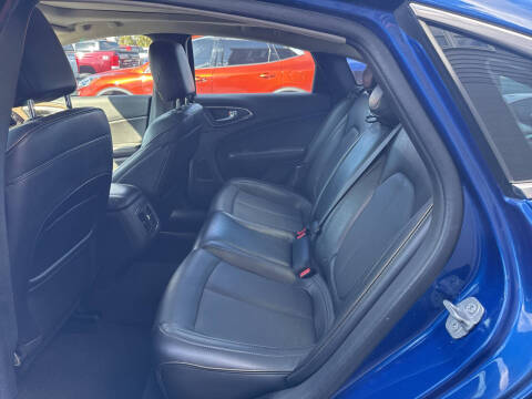 2015 Chrysler 200 C
