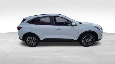 2023 Ford Escape Plug-In Hybrid