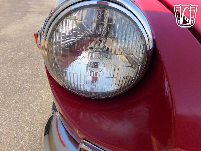 1974 MG B