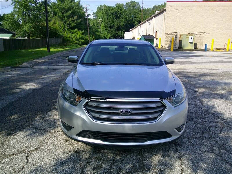 2013 Ford Taurus SEL