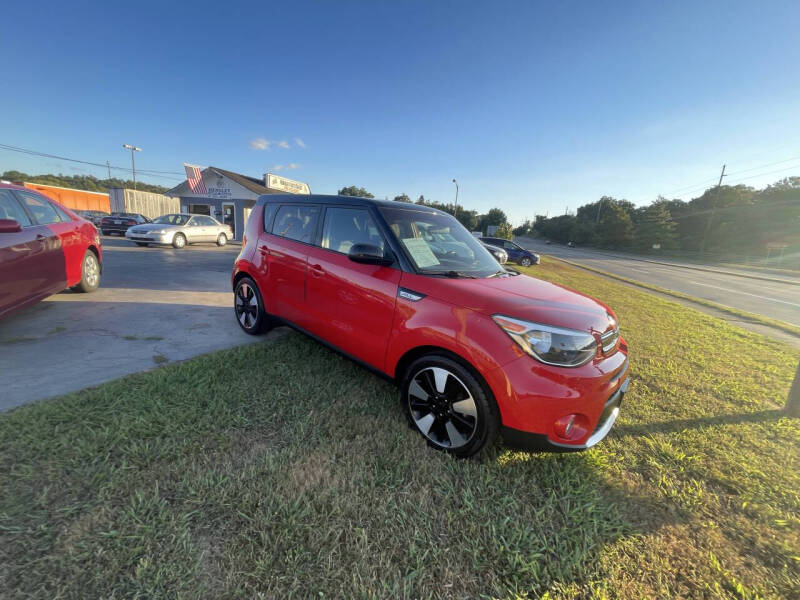 2017 Kia Soul +
