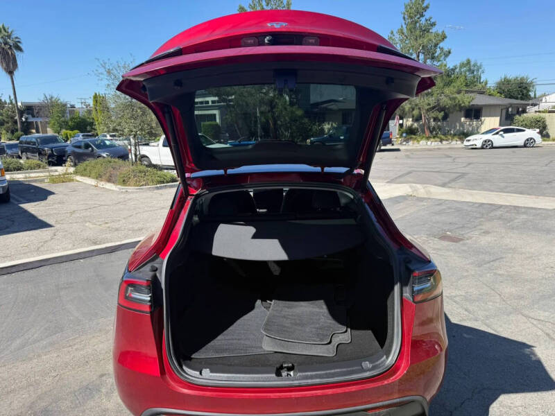 2024 Tesla Model Y Long Range