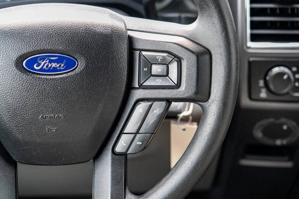 2015 Ford F-150 for sale at Auto Destination in Puyallup, WA