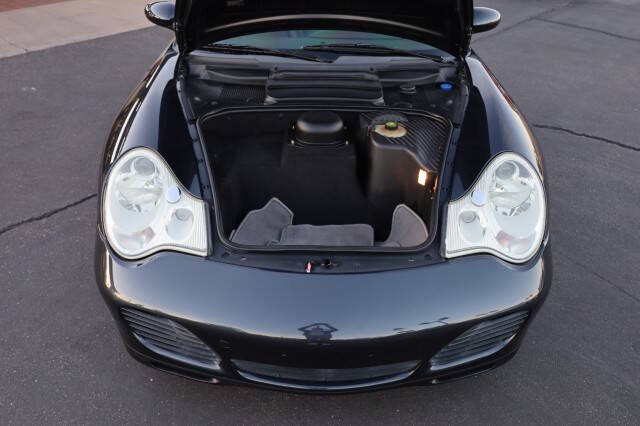 2004 Porsche 911 Carrera 4S