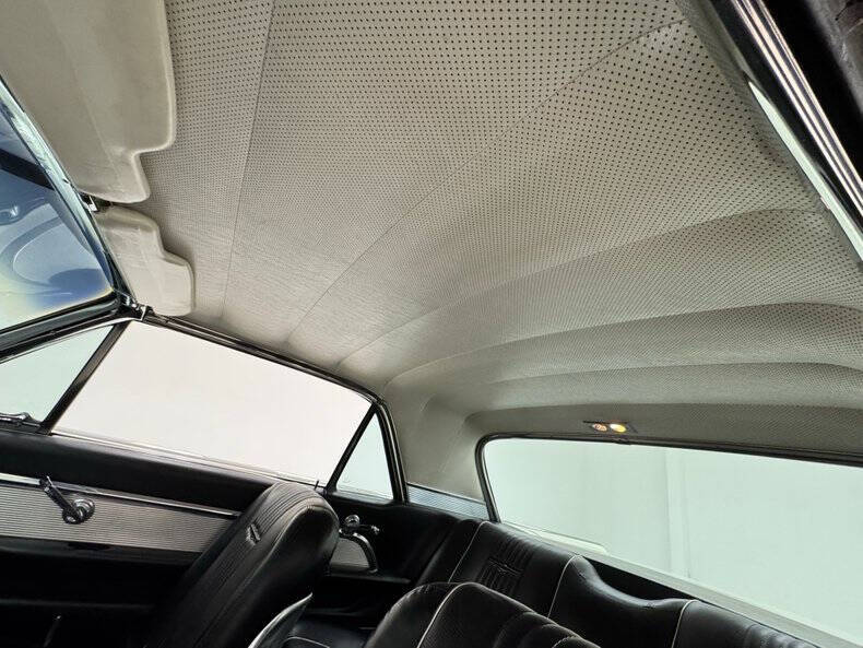 1963 Ford Thunderbird