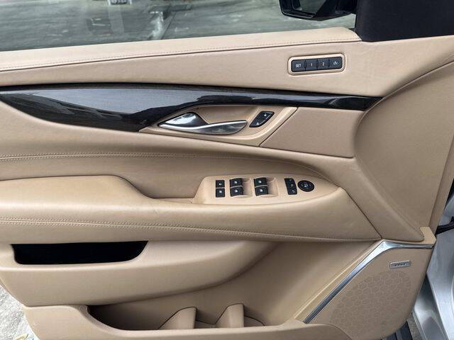 2018 Cadillac Escalade Platinum