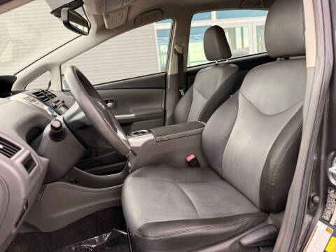 2012 Toyota Prius v Five