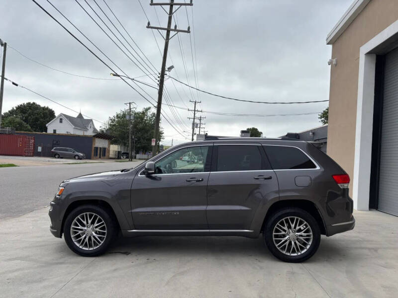 2017 Jeep Grand Cherokee Summit