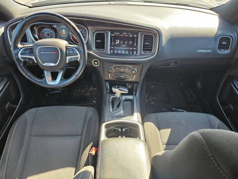 2017 Dodge Charger SXT